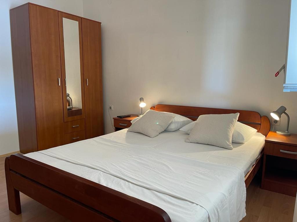 Apartments Puntica Metajna Ngoại thất bức ảnh