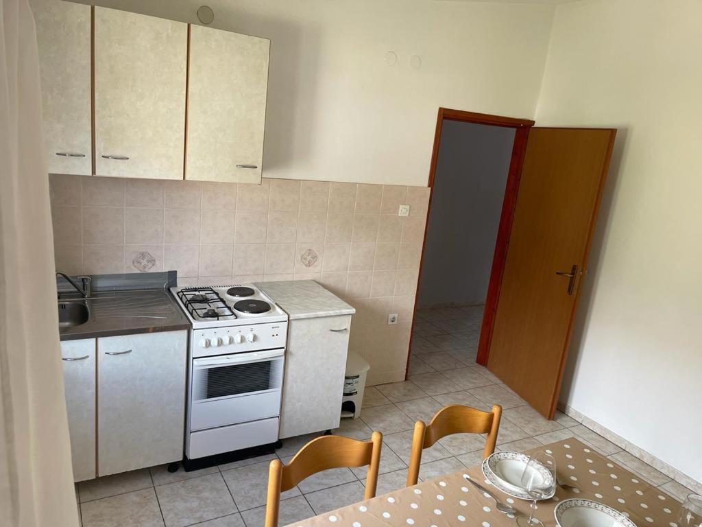 Apartments Puntica Metajna Ngoại thất bức ảnh