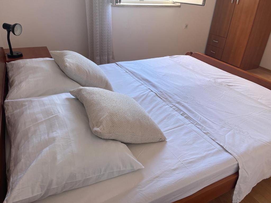 Apartments Puntica Metajna Ngoại thất bức ảnh